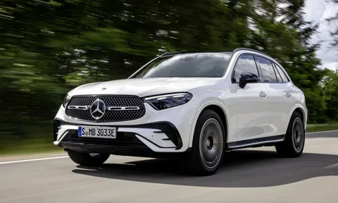 Mercedes GLC 2023 lên sóng, xe đang bán tại Việt Nam thành thế hệ cũ