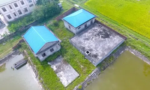 Cả nghìn hộ dân "khát nước" bên cạnh nhà máy nước sạch hàng chục tỷ đồng bỏ hoang