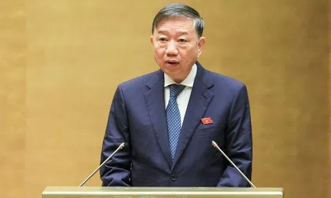 Cấm đưa phạm nhân đã có hành vi trốn trại ra khu lao động ngoài trại giam