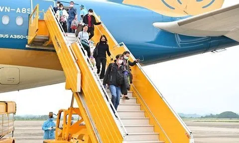 Hàng không rầm rộ tuyển người sẵn sàng đón đà hồi phục