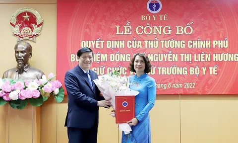Công bố quyết định của Thủ tướng Chính phủ bổ nhiệm nữ Thứ trưởng Bộ Y tế