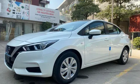 Nissan Almera giảm giá 60 triệu đồng tại Việt Nam, rẻ hơn xe 'chiếu dưới'