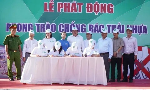 Vĩnh Long: Tỉnh đoàn phát động phong trào chống rác thải nhựa
