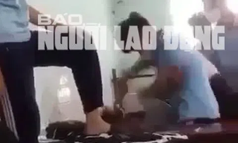 CLIP: Nam sinh lớp 8 bị đánh dã man vì… thấy bạn nữ hút thuốc lá