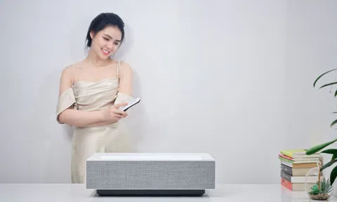 Đánh giá LG CineBeam HU715QW: ngoại hình thời trang, hình ảnh chất lượng, tương tác thông minh