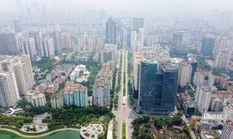 Hà Nội: Tắc đường, không chỗ để xe tại nơi quy hoạch cao gấp 6 lần quy định