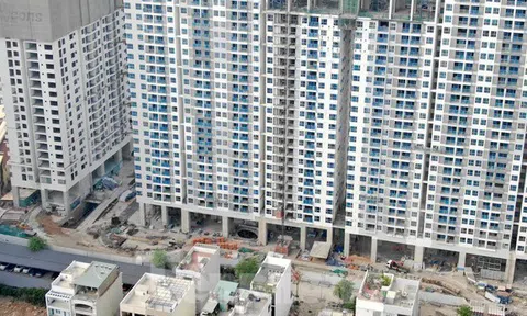 Vì sao các huyện ngoại thành TPHCM muốn lên thành phố hơn quận?