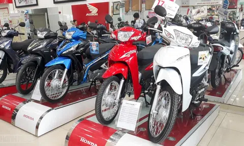 Xe máy số giá rẻ nhất của Honda tại Việt Nam cũng bị đội giá