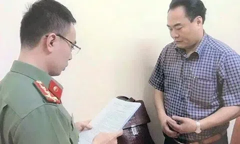 Cựu chủ tịch trung tâm hỗ trợ người nghèo lừa hơn 1.000 người nghèo sắp hầu tòa