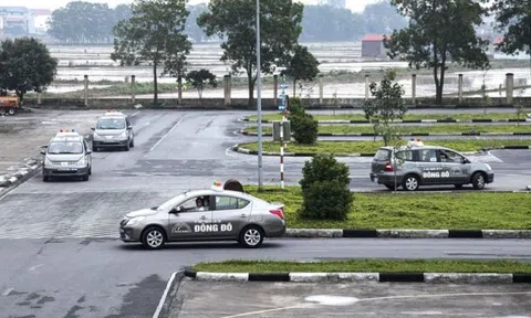 Tổng cục Đường bộ yêu cầu xác minh các quảng cáo hứa "bao đậu thi lái xe"
