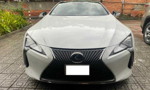 Lexus LC500h độc nhất Việt Nam rao giá 7 tỉ đồng