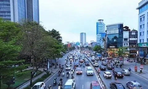 Đề xuất giảm phí đường bộ thêm 3 tháng cho xe kinh doanh vận tải