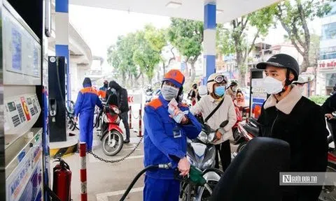 Bộ Tài chính đề xuất giảm thuế bảo vệ môi trường đối với xăng dầu về mức sàn