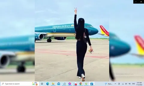 Cục Hàng không làm rõ vụ cô gái nhảy múa trước máy bay đang lăn
