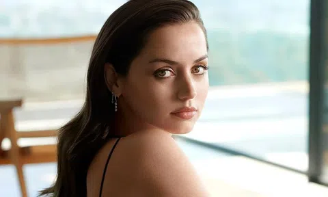 Ana de Armas thấy ‘kinh khủng’ khi nhắc đến mối tình với Ben Affleck