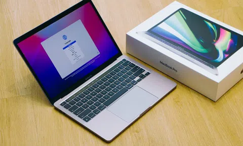 MacBook Pro M2 gây thất vọng