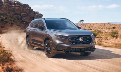 Honda CR-V 2023 thay đổi toàn diện, chững chạc và 'gia đình' hơn