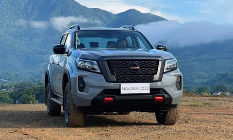 Nissan Navara 2023 giá từ 945 triệu đồng tại Việt Nam, khó cạnh tranh Ford Ranger