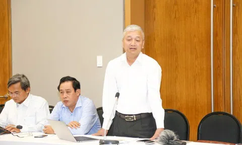 62 nhân viên y tế Bình Định xin nghỉ việc, thôi việc, bỏ việc