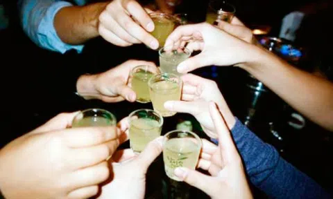 Vụ 3 phụ nữ chết sau 2 ngày nhậu liên tiếp: Uống khoảng 5 lít rượu