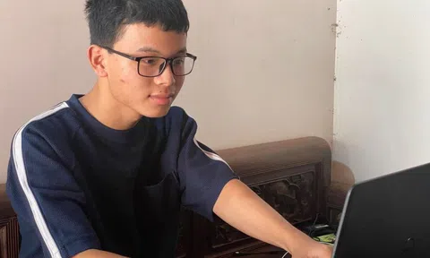 Điều đặc biệt về nam sinh Hà Nội đạt Thủ khoa toàn quốc với 3 điểm 10