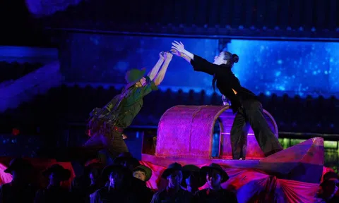 Xúc động chương trình "Khát vọng Hòa bình" bên Thành cổ Quảng Trị