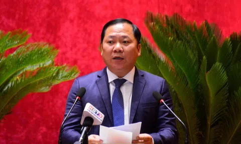 Chủ tịch tỉnh Bình Định làm Bí thư Tỉnh ủy Hòa Bình