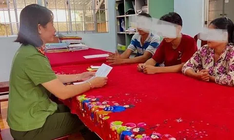 Sập bẫy việc nhẹ lương cao