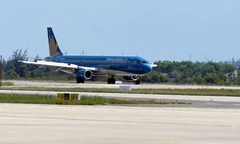 Máy bay Vietnam Airlines hạ cánh khẩn cấp tại sân bay Đà Nẵng