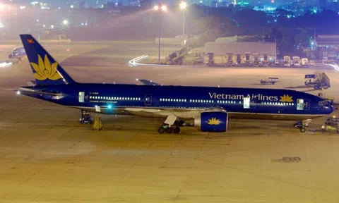 Trục trặc kỹ thuật, máy bay Vietnam Airlines phải hạ cánh khẩn cấp