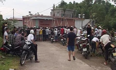 Anh bất ngờ dùng dao đâm chết em trai