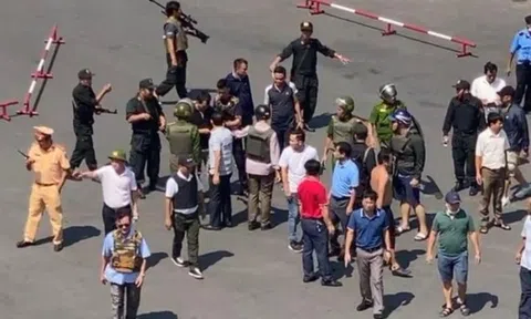 Bắt được nghi phạm dùng súng AK cướp tiệm vàng tại Huế