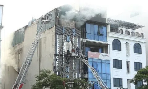 Hà Nội: Thông tin bước đầu về vụ cháy khiến 3 cán bộ, chiến sỹ hy sinh