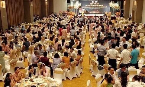 CDC Quảng Ninh lý giải hình ảnh hàng trăm người dự "tiệc nghỉ hưu" của cựu giám đốc