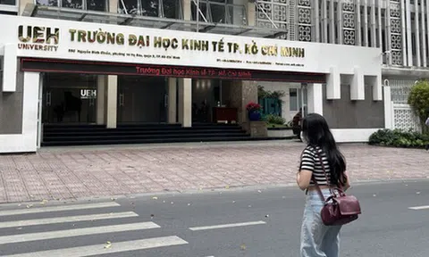 5 trường đại học nào ở Việt Nam có doanh thu hằng năm hơn 1.000 tỉ đồng?