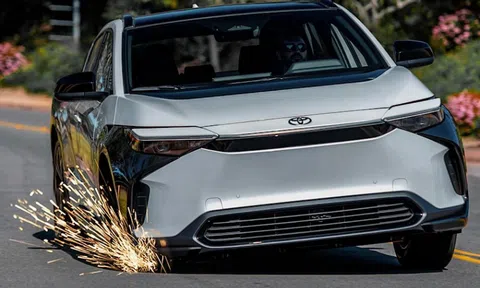 Xe điện bZ4X lỗi 'rớt' bánh, Toyota tìm mọi cách xoa dịu dư luận