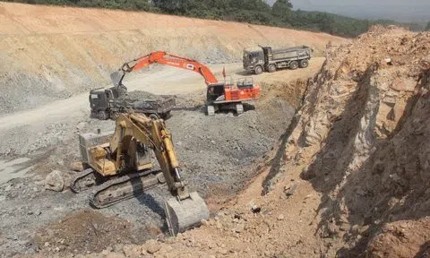 Xem xét sửa đổi quy định về thẩm quyền chỉ định thầu