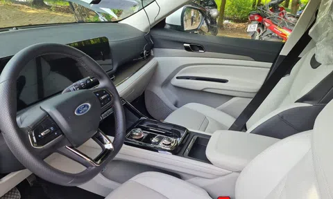 Lộ nội thất Ford Territory tại Việt Nam, đối thủ 'khó nhằn' của Mazda CX-5