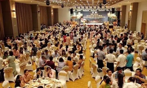 Ai chi trả cho những bữa tiệc của CLB Giám đốc CDC miền Bắc?