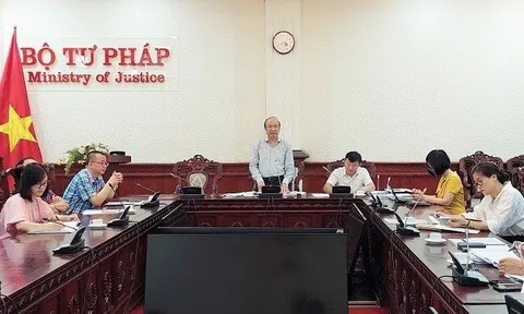 Đề xuất bổ sung sách giáo khoa vào nhóm hàng hoá do Nhà nước định giá