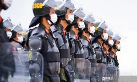 Đề xuất bốn trường hợp Cảnh sát cơ động được kiểm tra người, phương tiện