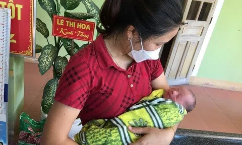 Bé trai sơ sinh còn nguyên dây rốn bị bỏ trước nhà hàng trong thùng đựng trái cây