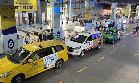 Xe công nghệ, taxi "chặt chém" ở sân bay Tân Sơn Nhất sẽ bị đình chỉ nửa tháng