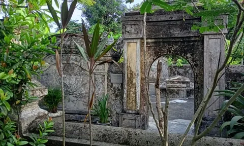 Lăng mộ vợ vua Tự Đức bị san ủi sẽ được xây lại thế nào?