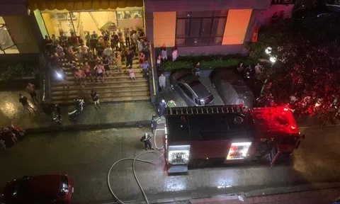 Cảnh sát PCCC cứu được nhiều người trong vụ cháy tại chung cư cao tầng