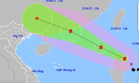 Bão Ma-on giật cấp 13, sóng biển cao 5-7 m đang lao nhanh vào biển Đông