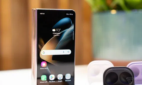 Chiếc smartphone Samsung không dành cho số đông