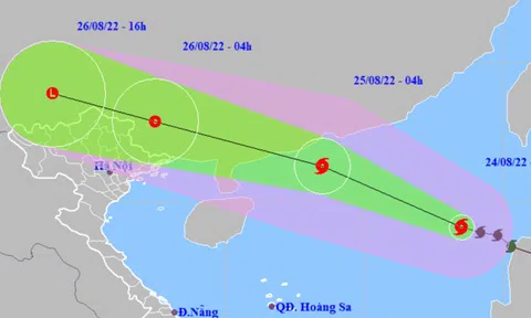 Bão số 3 giật cấp 14 đang lao nhanh hướng vào khu vực các tỉnh phía Bắc