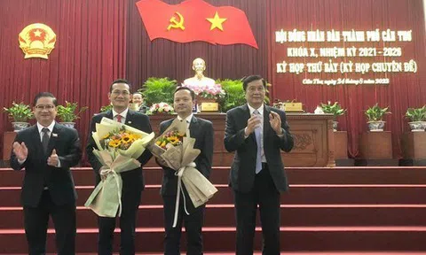 Con trai nguyên Bộ trưởng Bộ Y tế được bầu làm Ủy viên UBND TP Cần Thơ