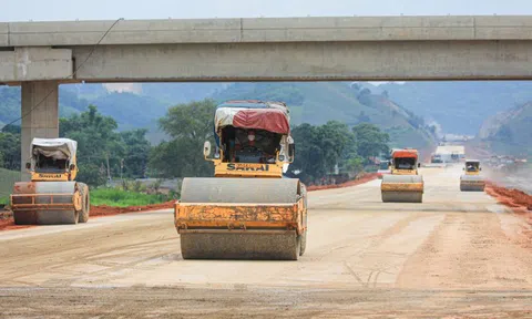 Bộ trưởng Nguyễn Văn Thể yêu cầu "cấm cửa" nhà thầu yếu tham gia dự án cao tốc Bắc - Nam